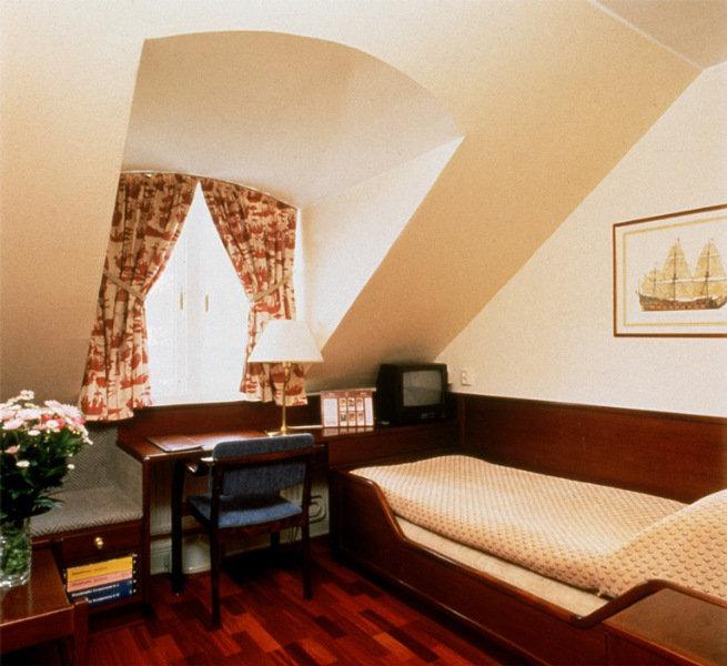 Terminus Hotell 4*